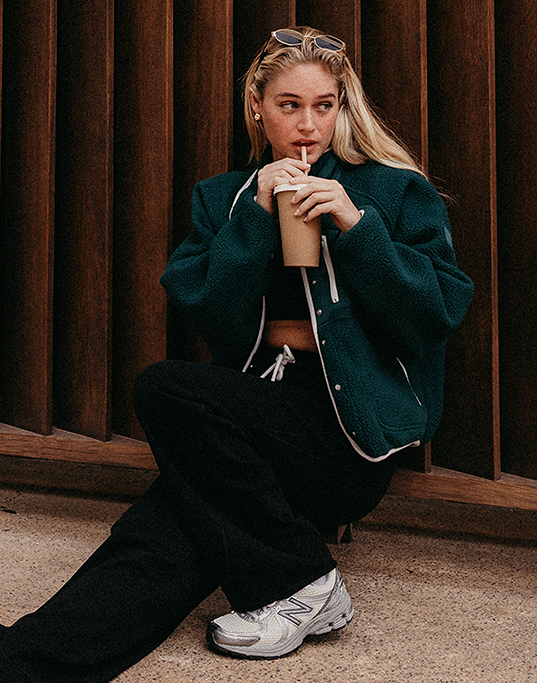 Clubhouse Wide Leg Jogger in Black
