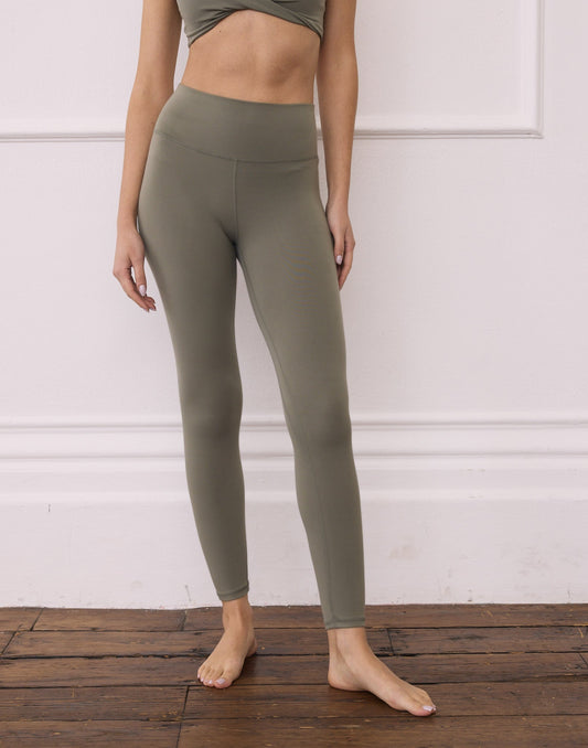 Soft-Motion 7/8 Legging in Olive