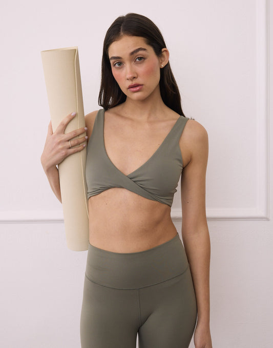 Soft-Motion Twist Bra in Olive